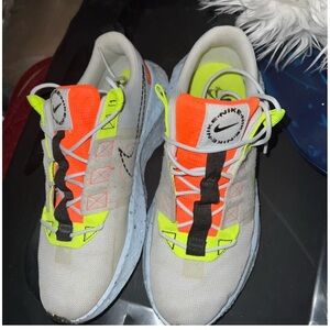 Nike sneakers excellent condition used once like new